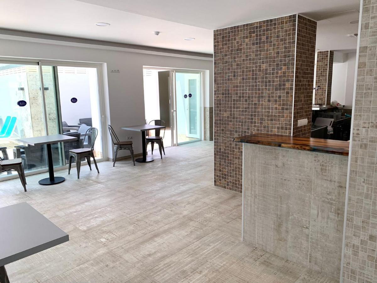 Hostal Rosalia San Antonio  Ngoại thất bức ảnh
