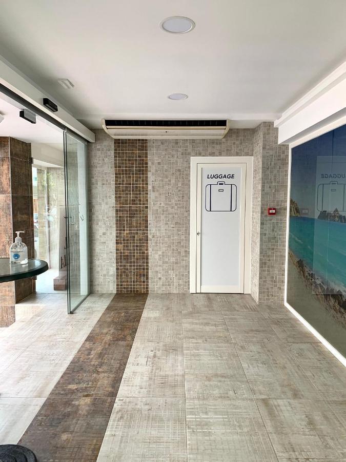Hostal Rosalia San Antonio  Ngoại thất bức ảnh